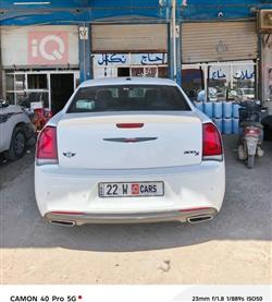 كرايسلر 300